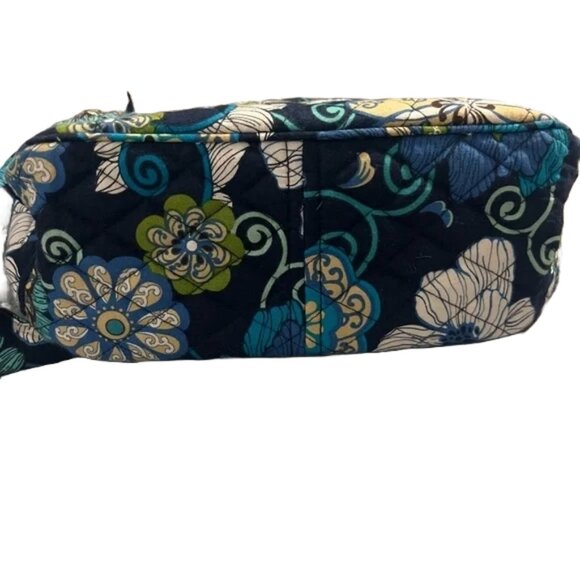 Vera Bradley Blue, Black, Teal and Green Quilted Shoulder Bag - Picture 4 of 15